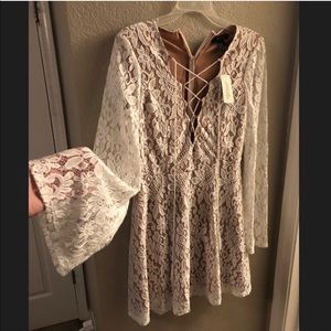 Forever 21 Lace Boho Bell Sleeve Dress